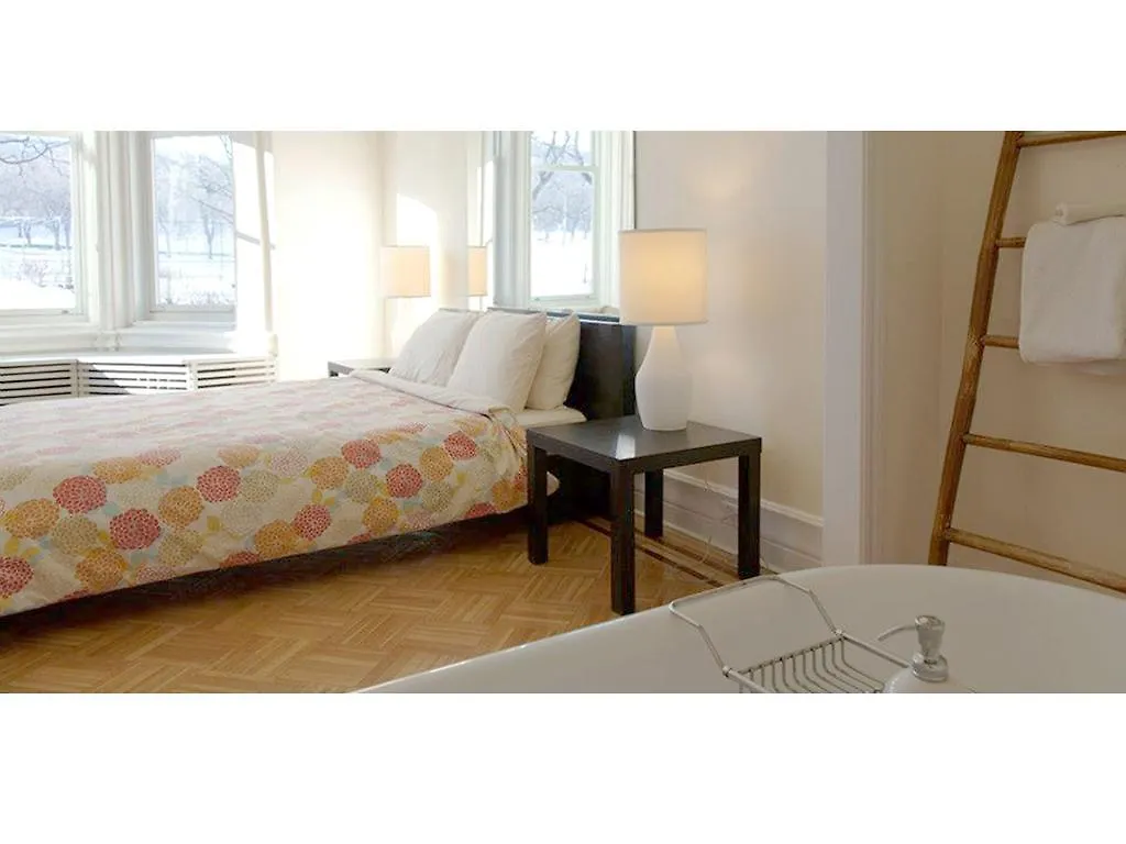 Casa Bianca Bed & Breakfast Montreal 4*,  Canada