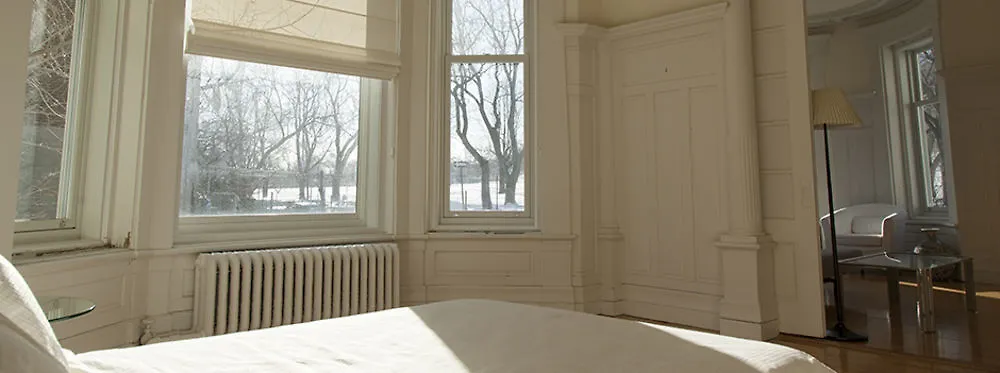 Casa Bianca Bed & Breakfast Montreal 4*,  Canada