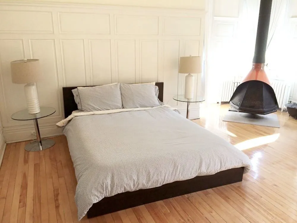 Casa Bianca Bed & Breakfast Montreal Canada
